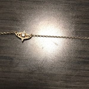 Gold Kendra Scott necklace